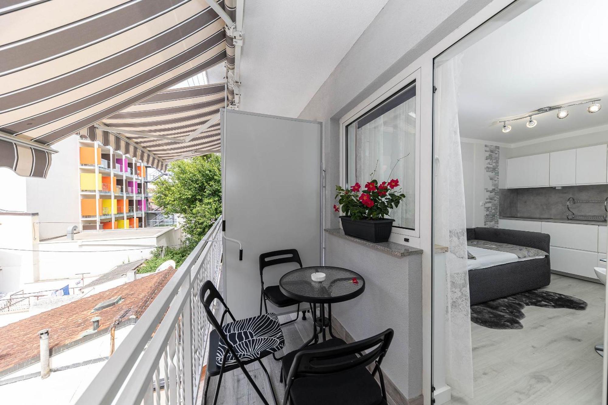 Apartment Erik Crikvenica Eksteriør bilde